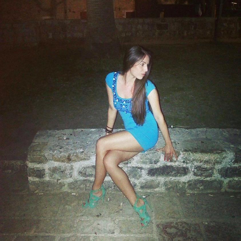 25P Sexy Serbian milf
