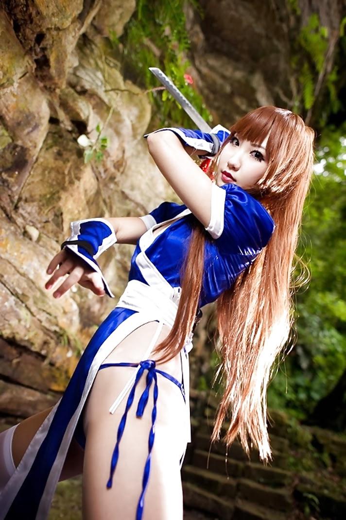20P Kasumi (DOA cosplay)