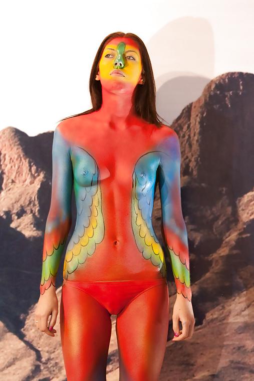 25P BODY PAINT