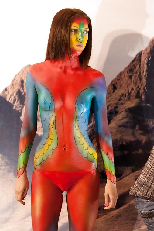 25P BODY PAINT