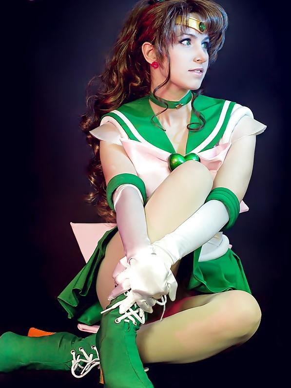 21P Sailor Jupiter Cosplay Girls