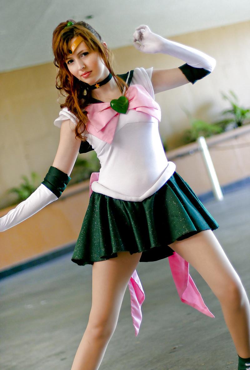 21P Sailor Jupiter Cosplay Girls
