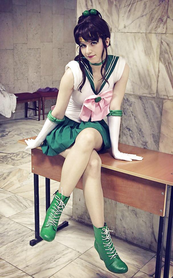 21P Sailor Jupiter Cosplay Girls
