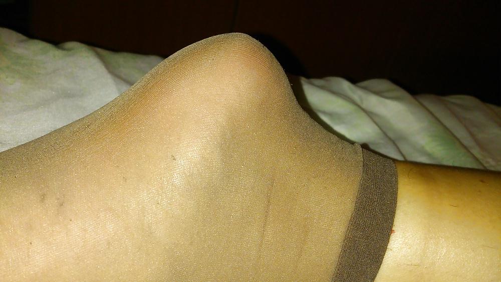 25P Drunk girlfriend in nylon sock