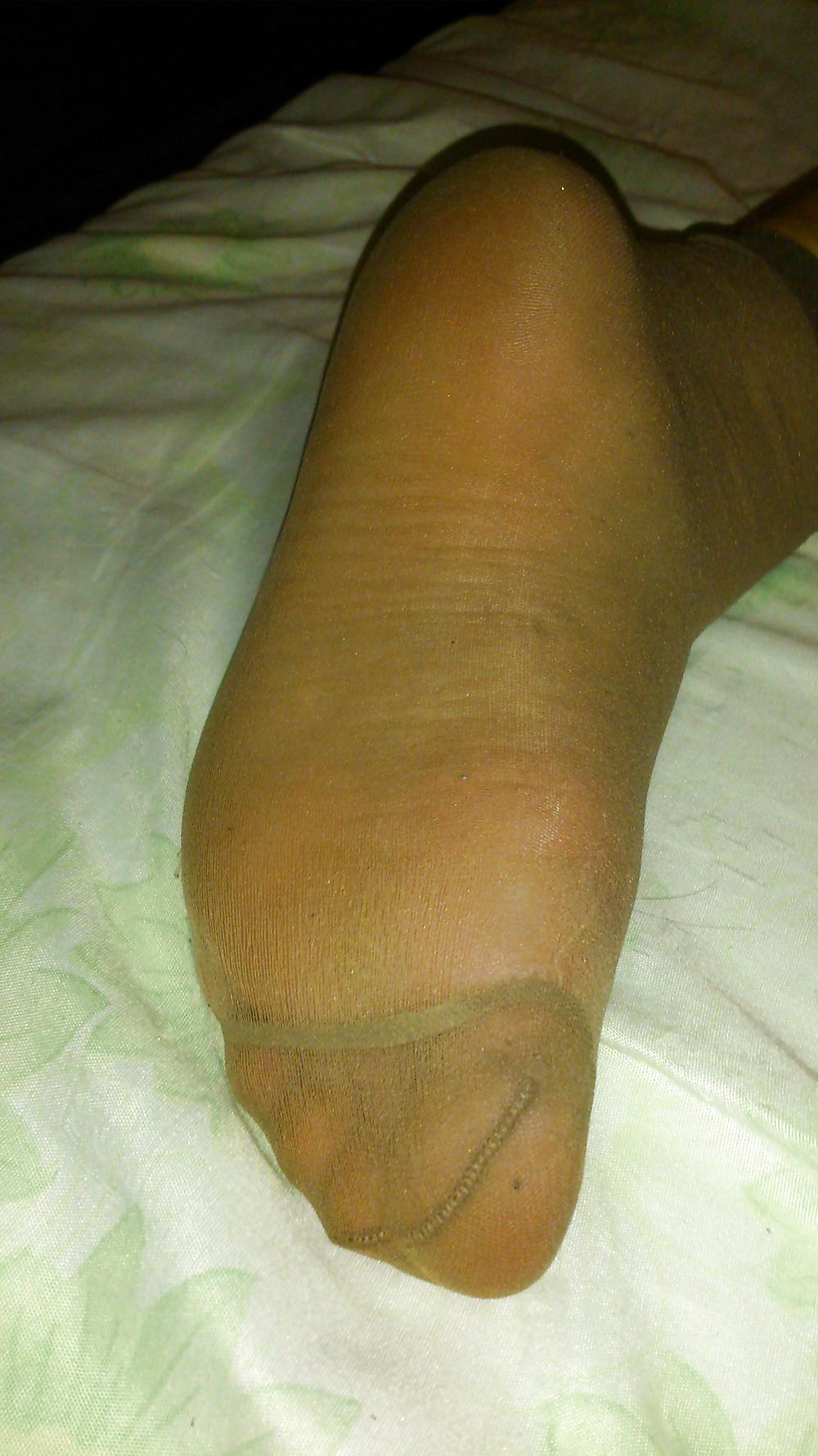 25P Drunk girlfriend in nylon sock