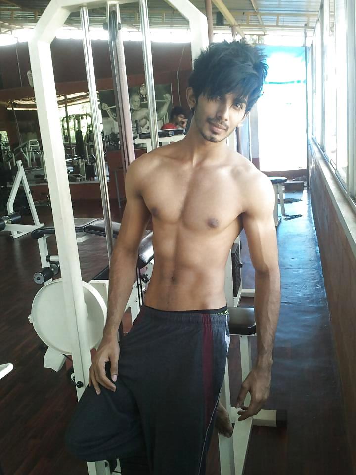 25P Pakistani & Indian models