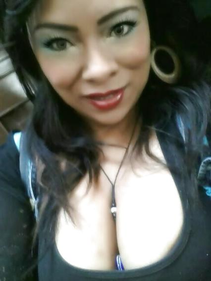 24P Thick latina milf with ass