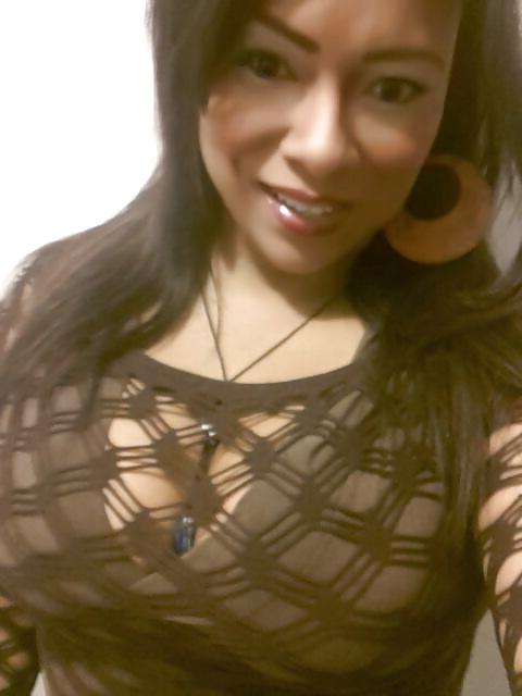 24P Thick latina milf with ass