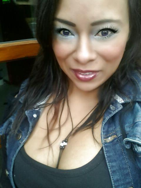 24P Thick latina milf with ass