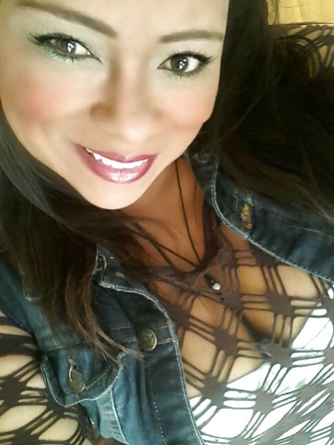24P Thick latina milf with ass