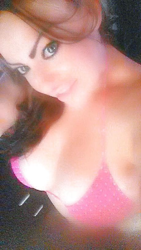 24P Thick latina milf