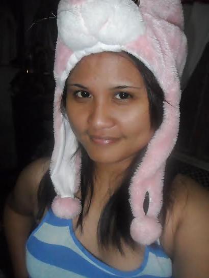 8P Filipina Erica dirty whore..