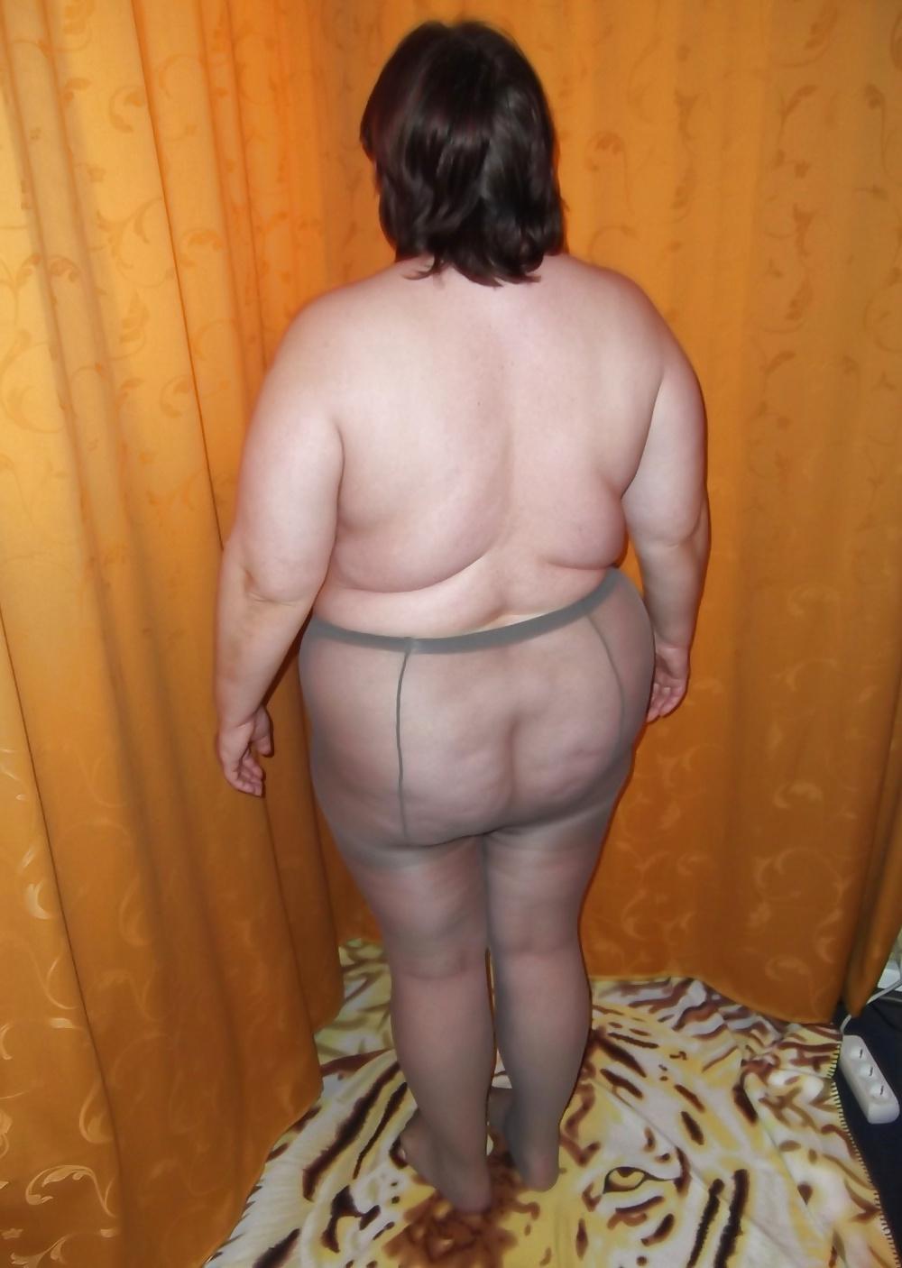 25P Women in panties under pantyhose 18