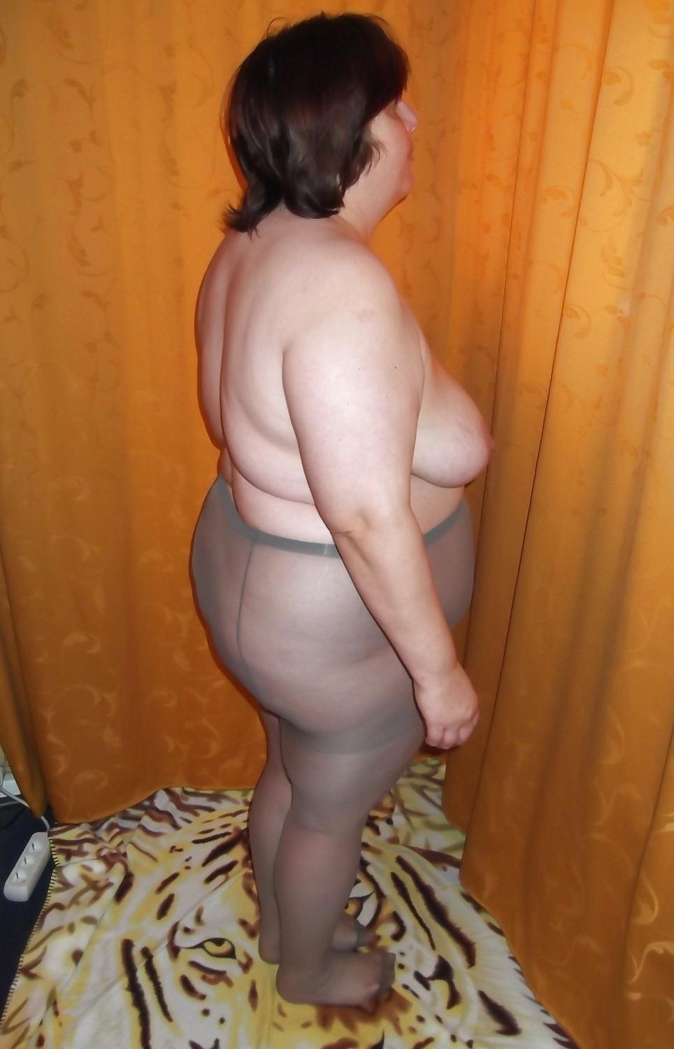 25P Women in panties under pantyhose 18