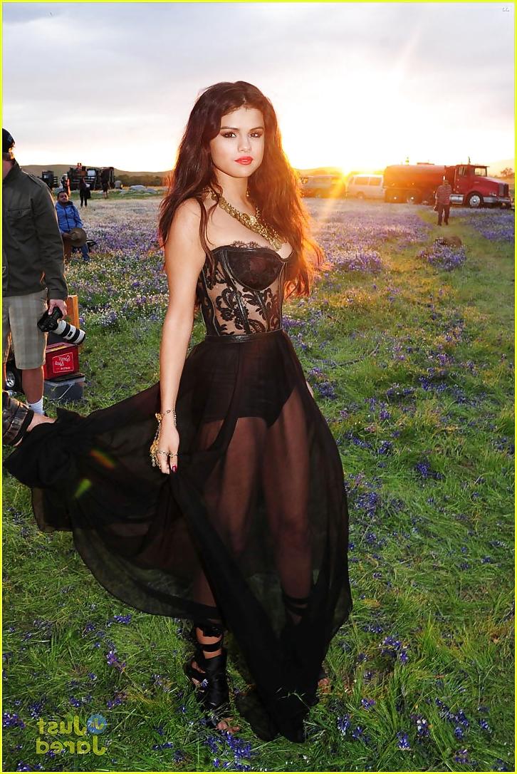 19P Selena Gomez - Hot Latin Slut for a hard Fuck