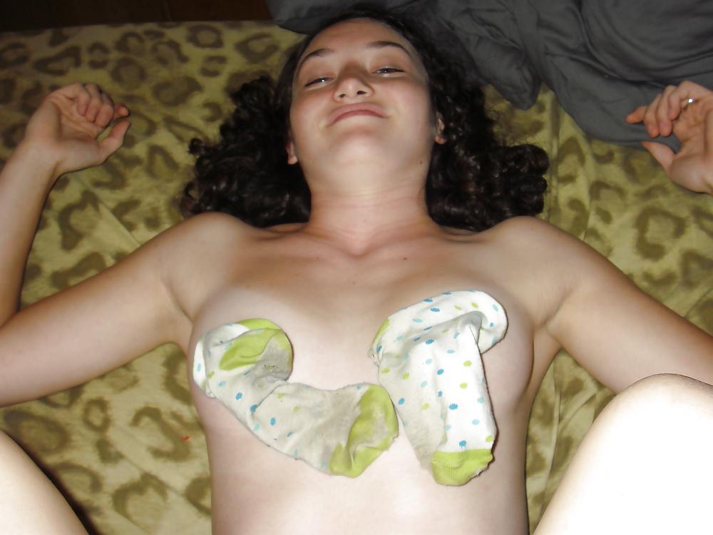 20P Girl with dirty stinky ripped sox