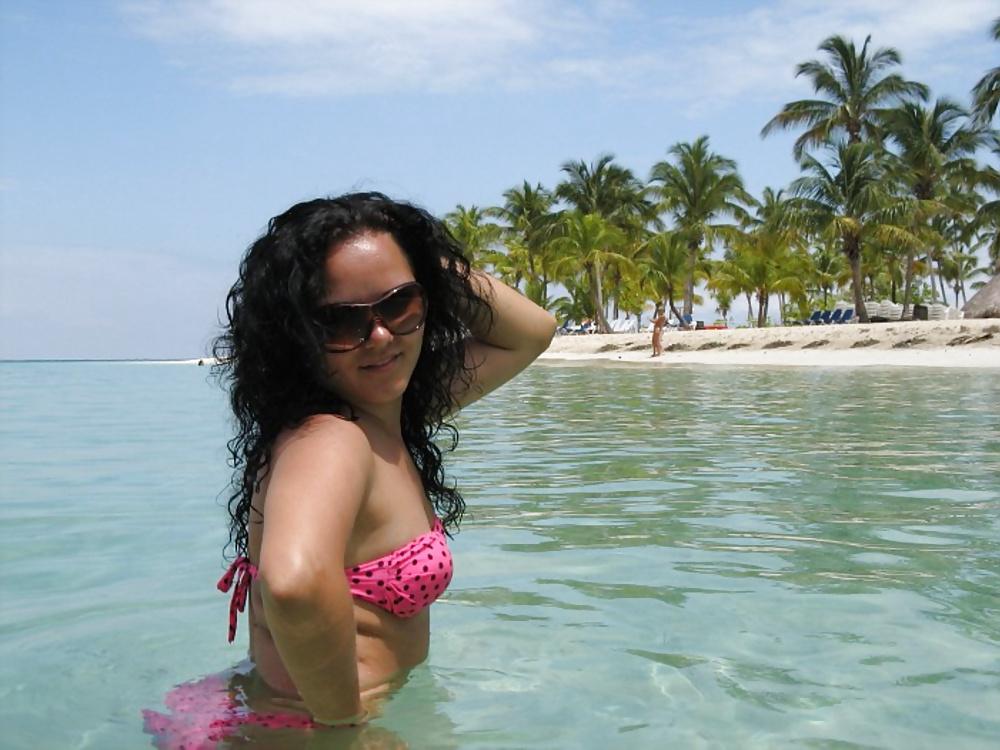 25P Sexy french teen on holiday