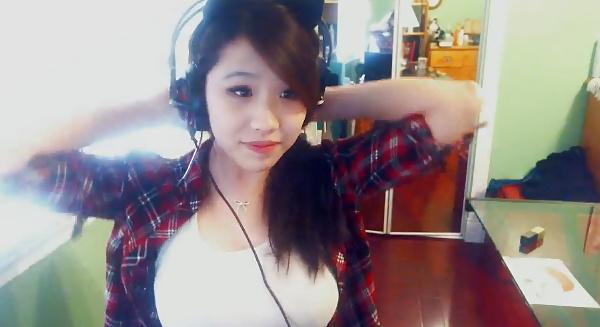 25P KireiAutumn (TWITCH TV BUSTY SLUT)