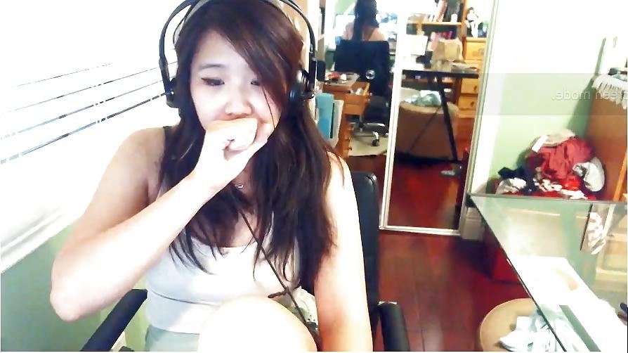 25P KireiAutumn (TWITCH TV BUSTY SLUT)