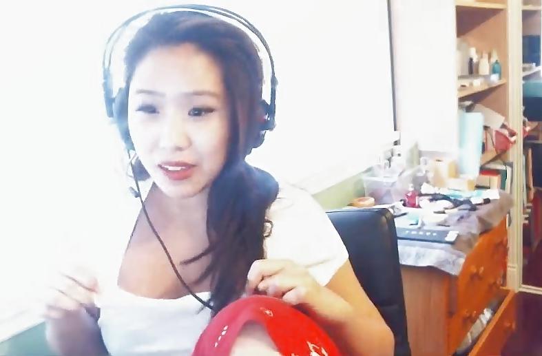 25P KireiAutumn (TWITCH TV BUSTY SLUT)