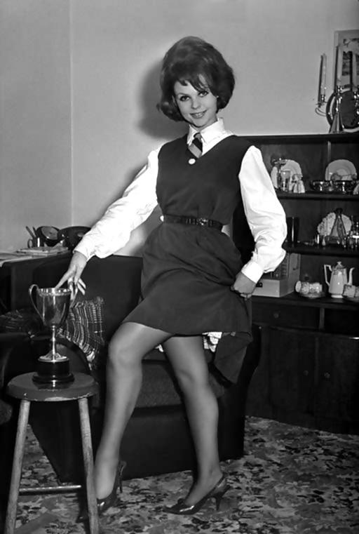 9P Nylons Beauty 1960s 6th Form Girls