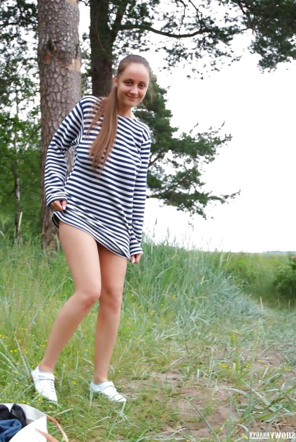 25P Russian Amateur Busty Slut - 2