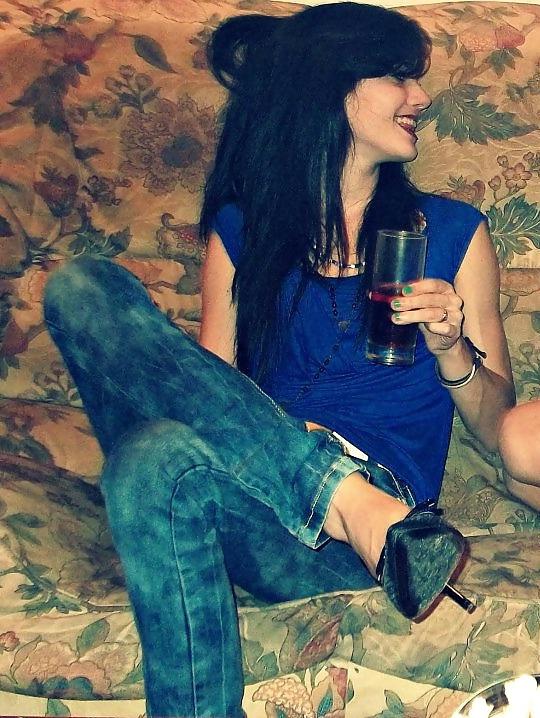 15P Jessica une belle petite pute a defoncer
