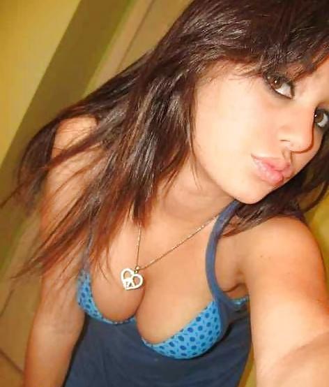 15P Young Little Pussy!
