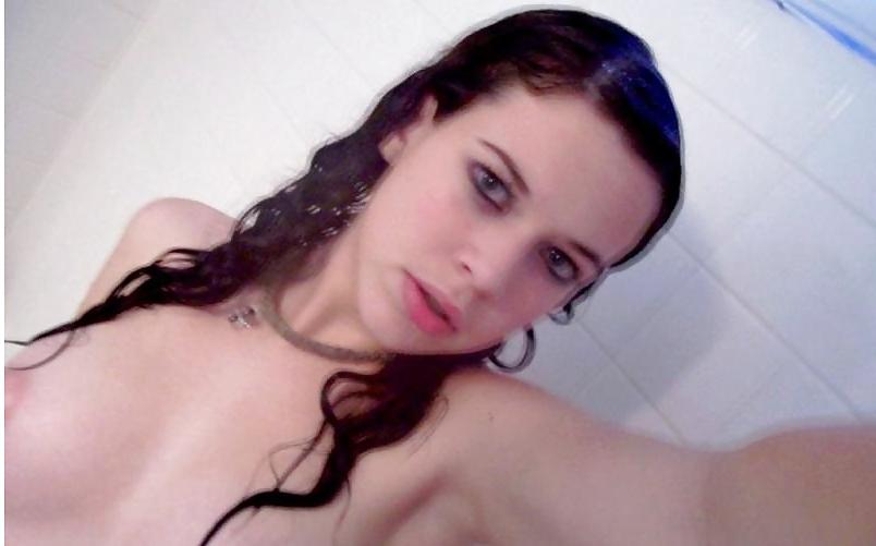 25P Lusty & Busty Teen Self Shots 38