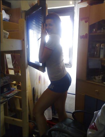 25P Serbian slut girls 2