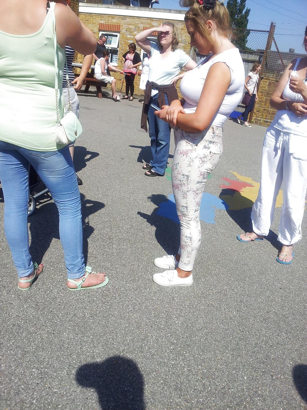 4P Candid Young Busty MILF