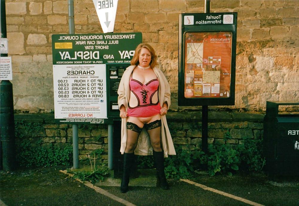 17P Dirty Flirty Moms