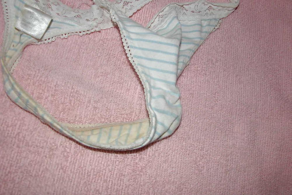 12P Blue skimpy knickers