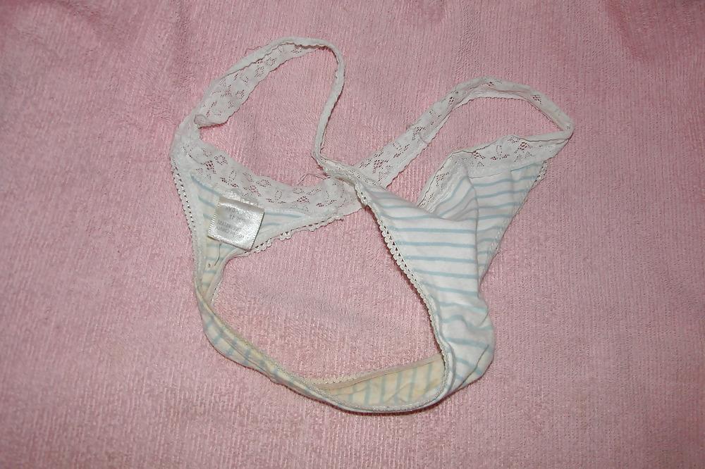 12P Blue skimpy knickers