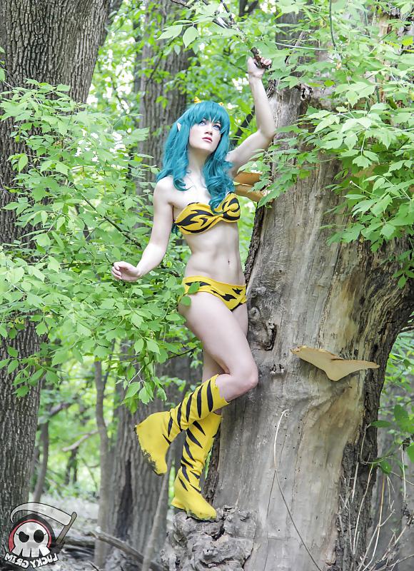 25P Nude and sexy cosplay