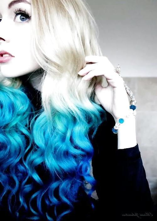 7P Girls with Blue Hair