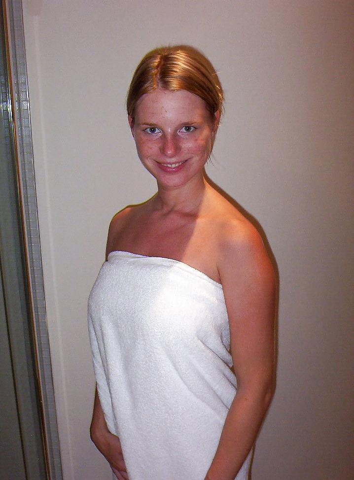 15P Freckled Teen Beauty