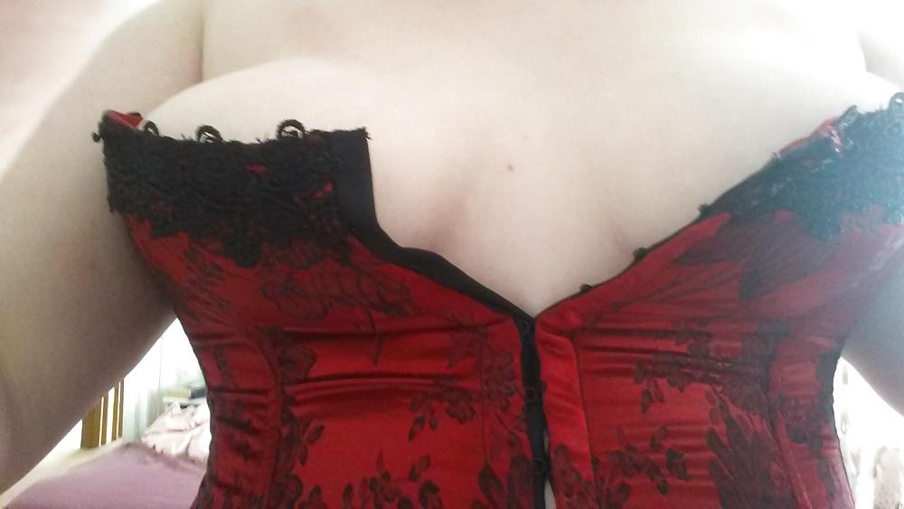 7P Red Corset Strip