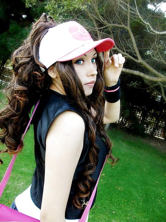 10P Hot Hilda Cosplay (Pokemon)