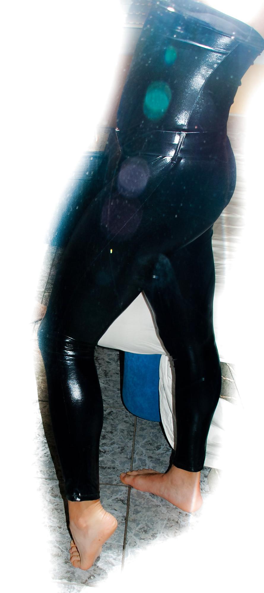 9P New suit