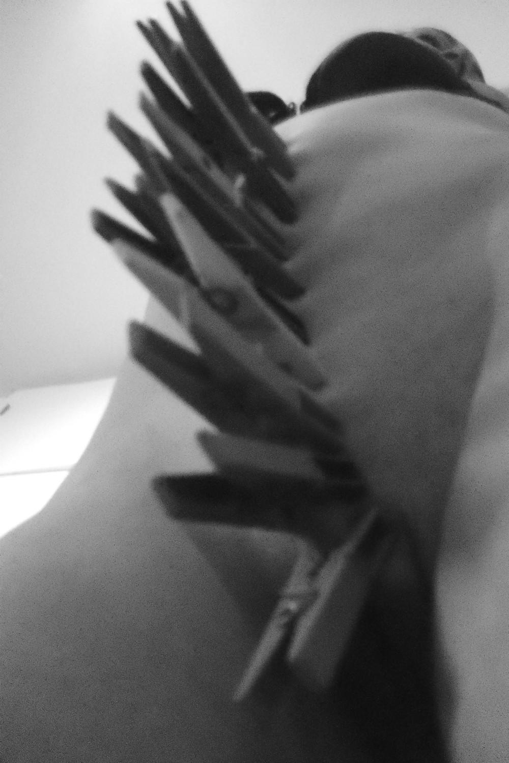 12P Tits pain