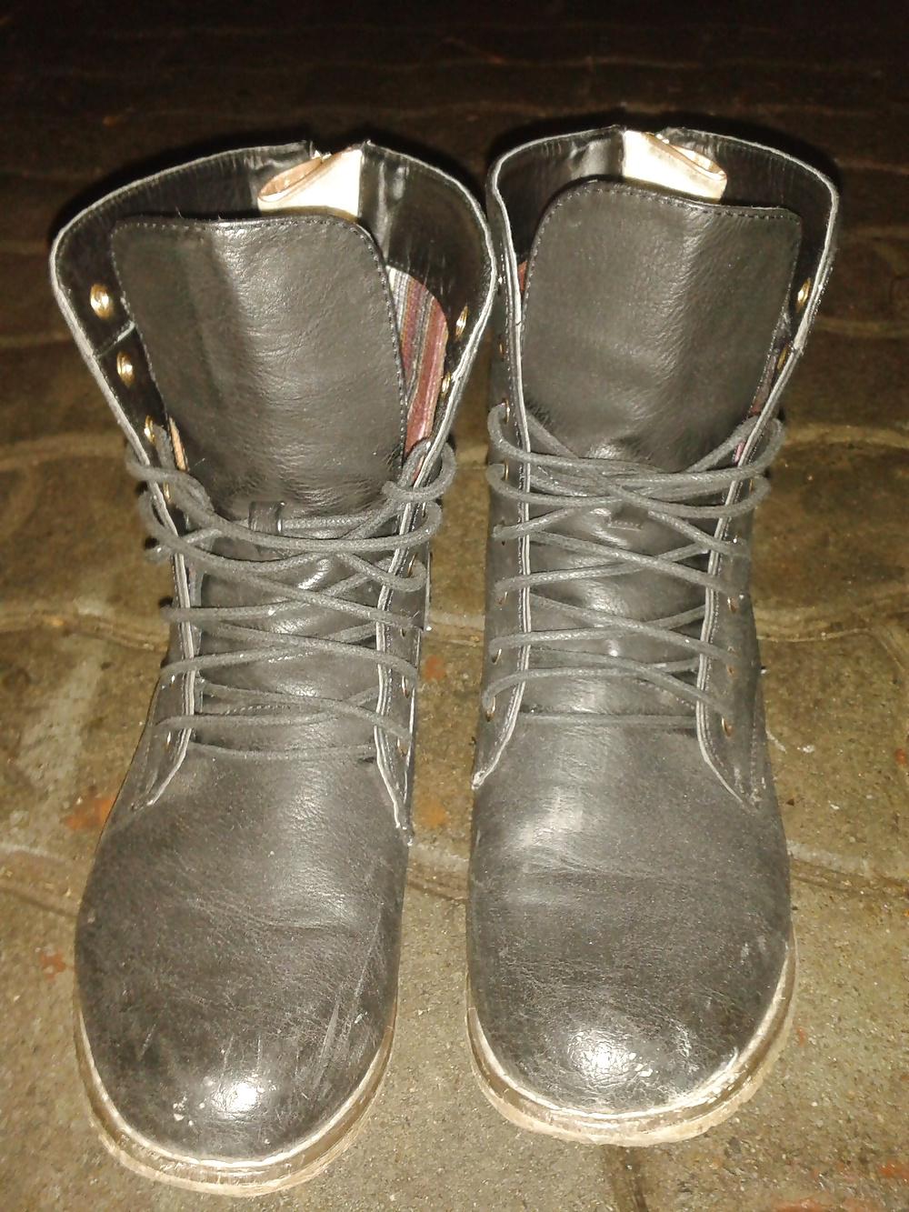14P Cum in Shoes of a co-worker