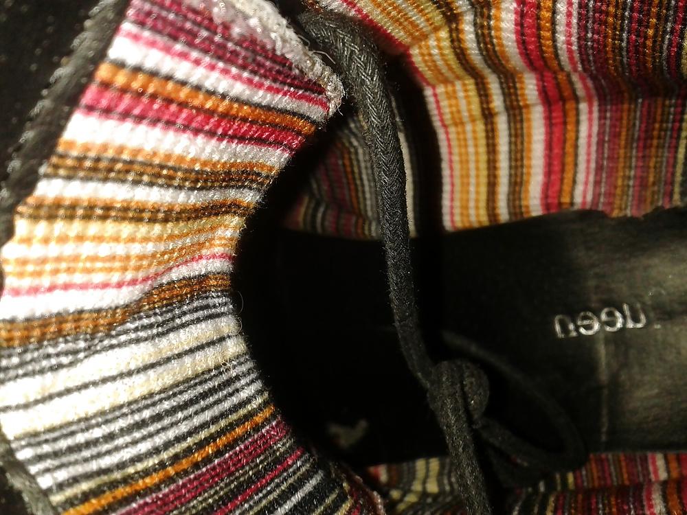 14P Cum in Shoes of a co-worker