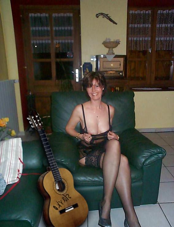 10P SERBIAN BOOBS