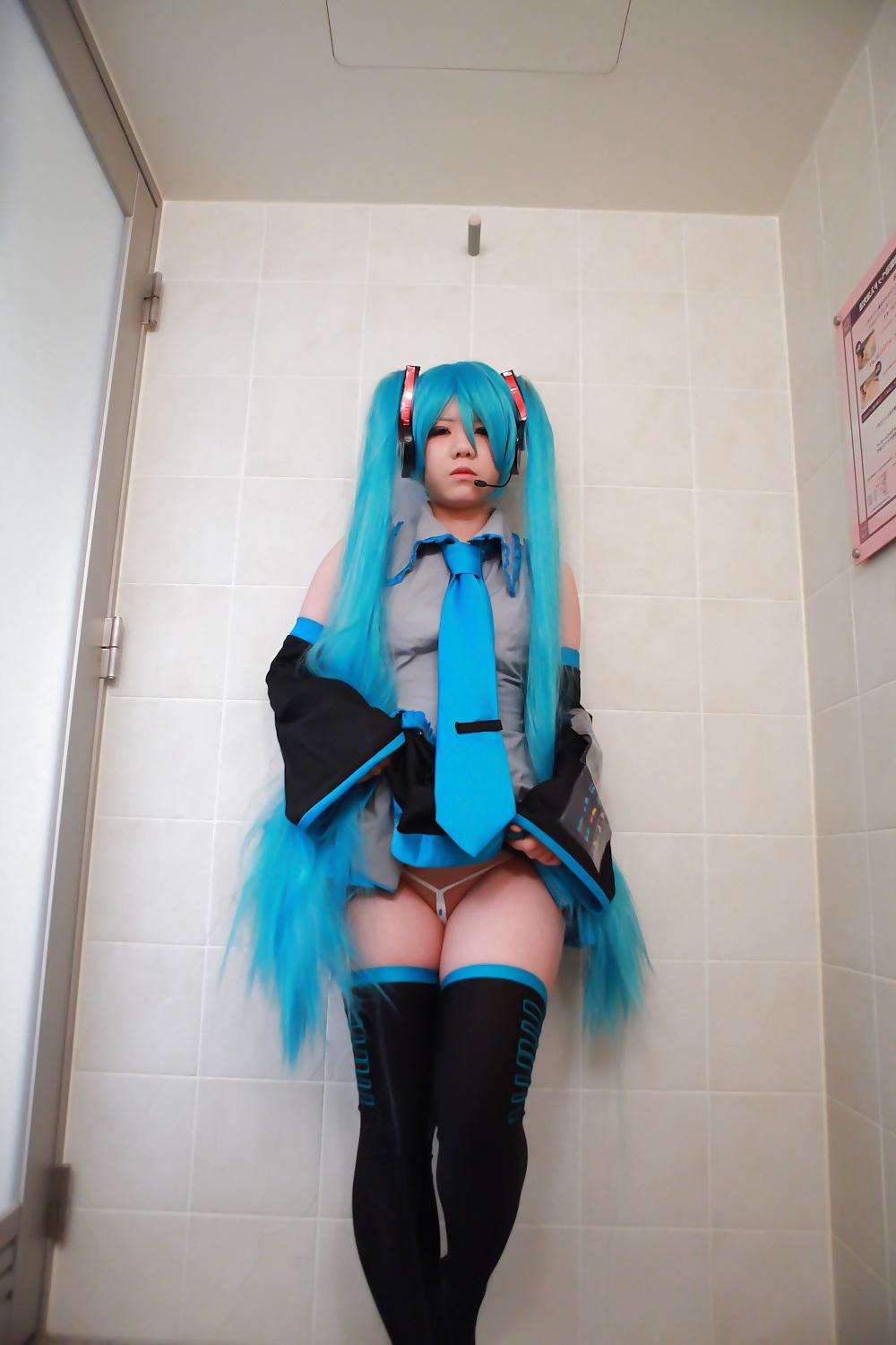25P Sexy Ero Hatsune Miku Cosplay