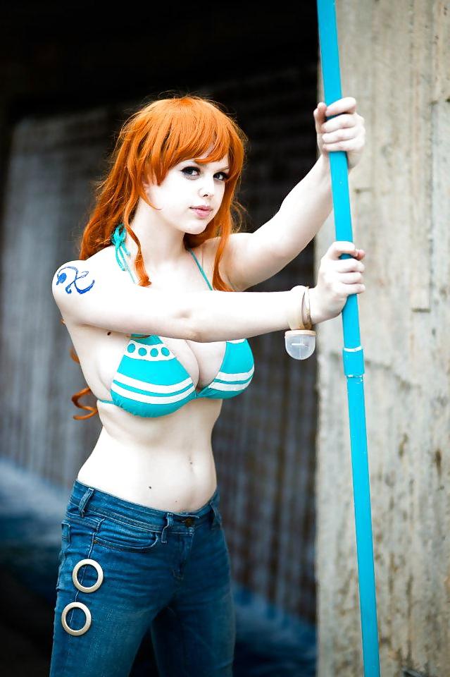 25P One Piece Cosplay