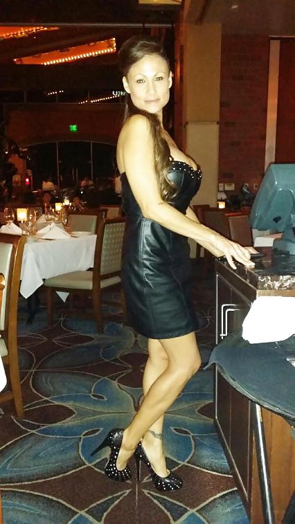 14P Latina milf with body