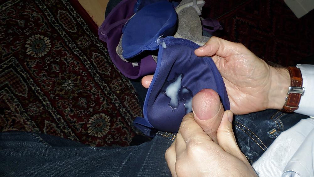 17P Cum on my Wife's blue bra