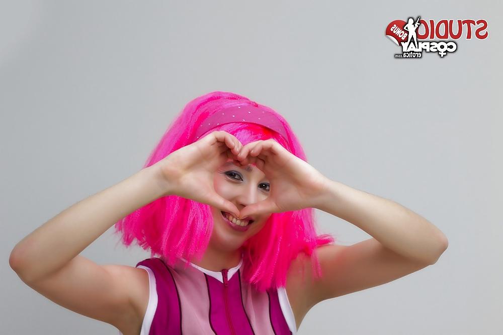 25P Cosplay - Stephanie take 2