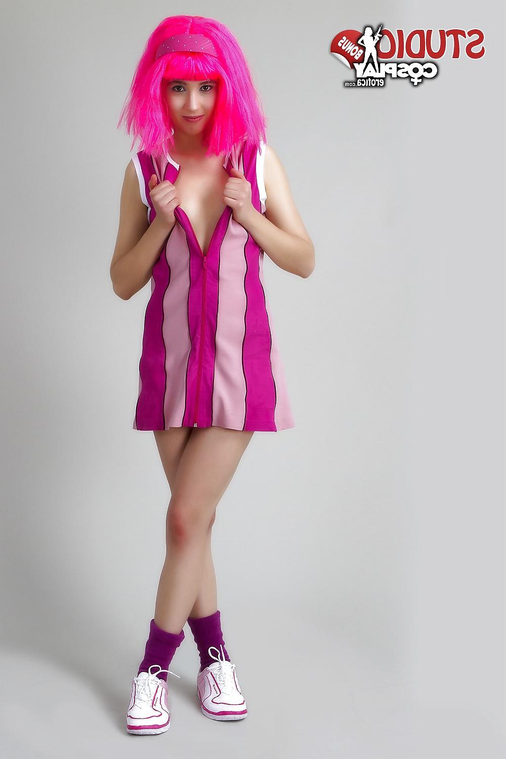 25P Cosplay - Stephanie take 2